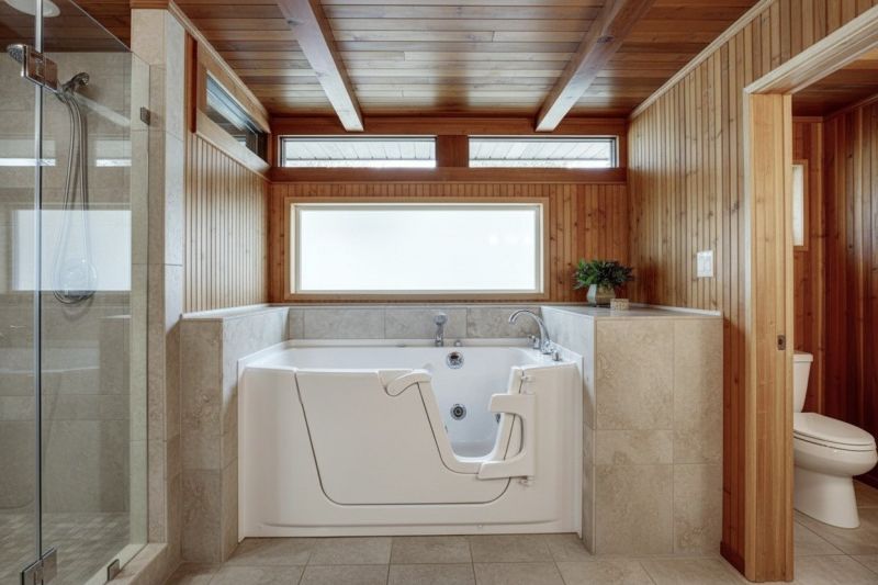 Walk In Tub Service detail